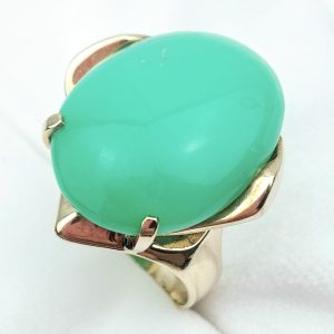 Vintage 9ct Gold Jade Ring