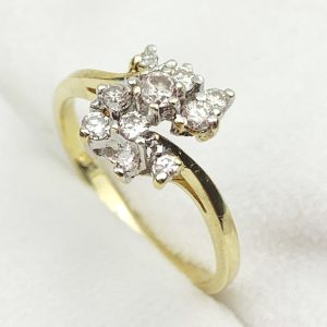 18ct Gold Cluster Diamond Ring