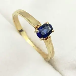 14ct Gold Blue Spinel Ring