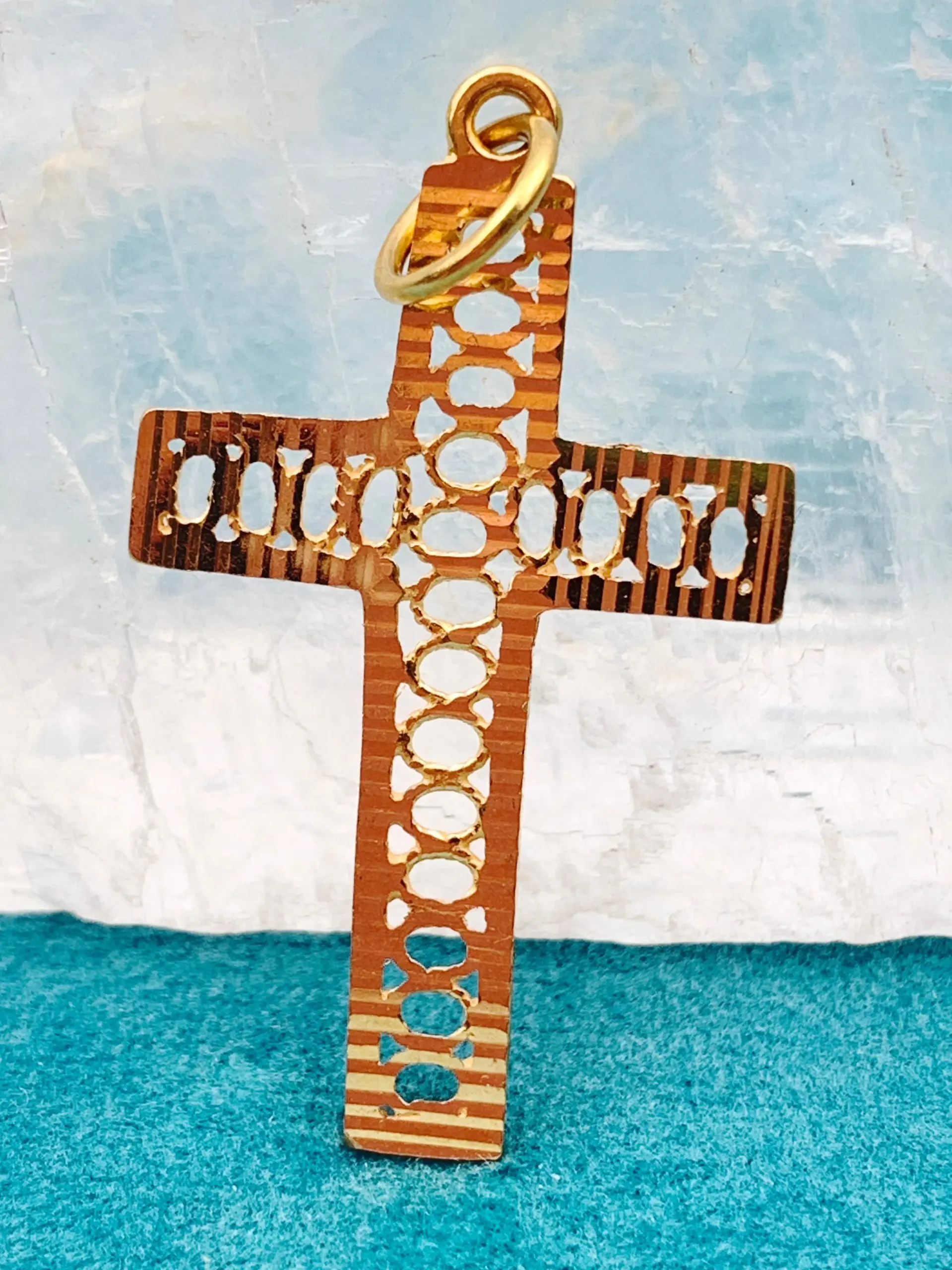 22ct Gold Cross Pendant