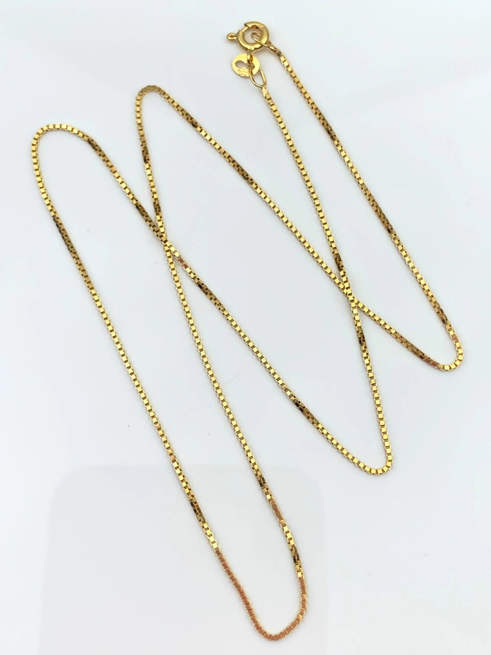 9ct Gold Chain Box Link Necklace - Image 3