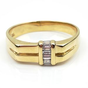 18ct Gold Mens Diamond Ring