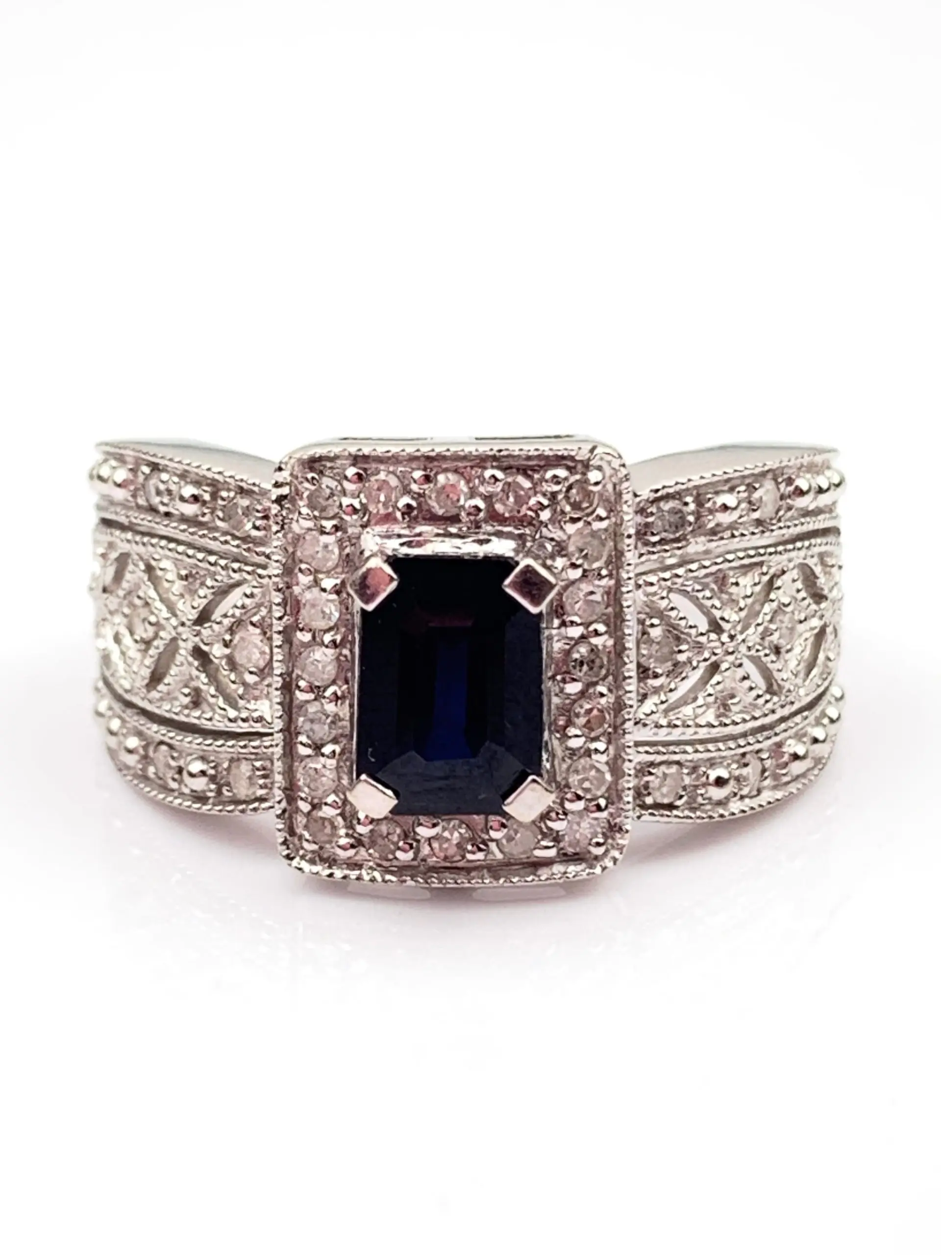 14ct Gold Diamond & Sapphire Ring - Image 2