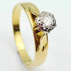 Vintage 18ct Gold Diamond Ring