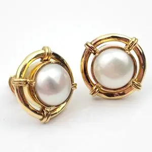 18ct Gold Pearl Earrings
