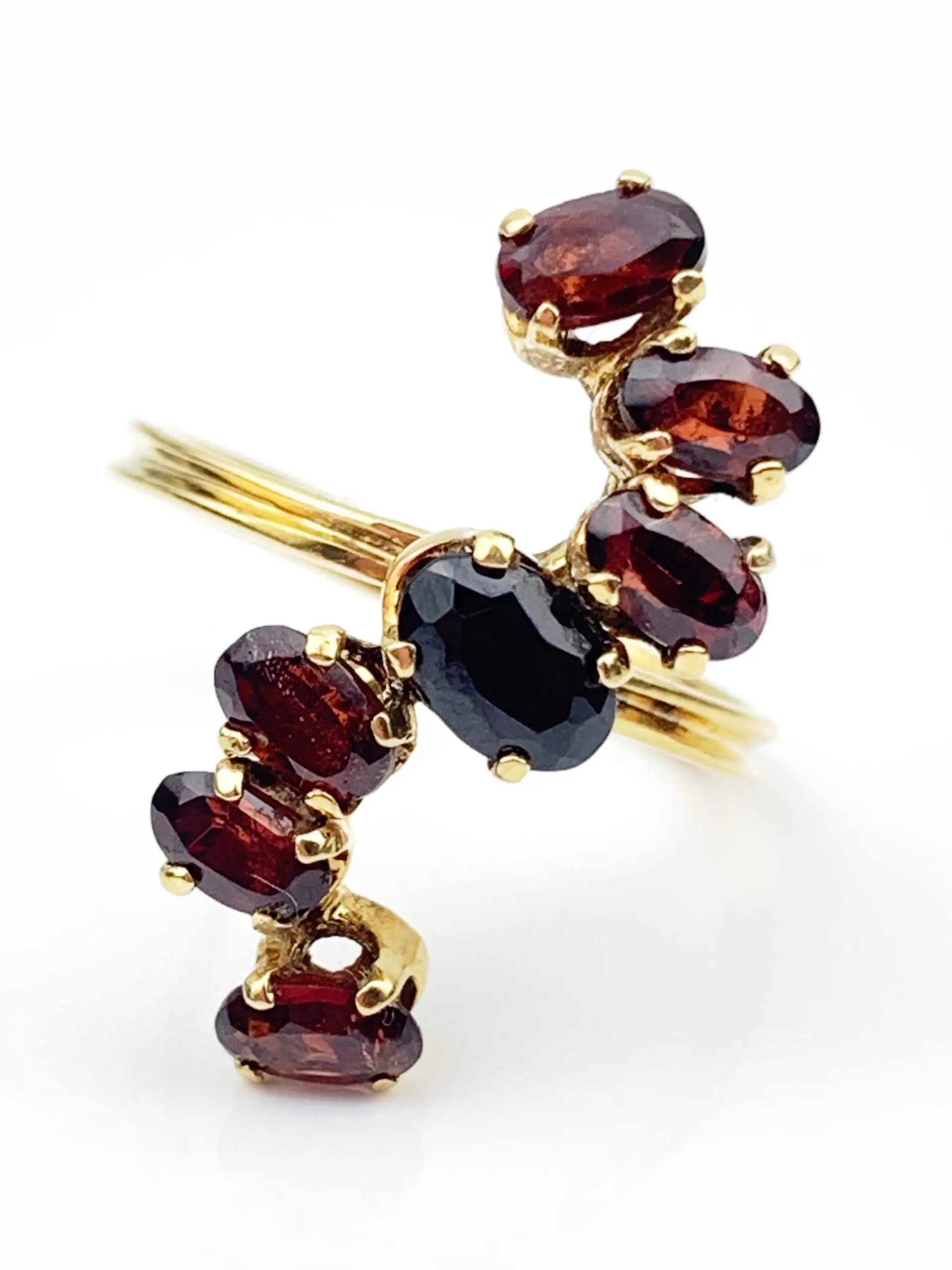 Bespoke 18ct Gold Garnet Ring