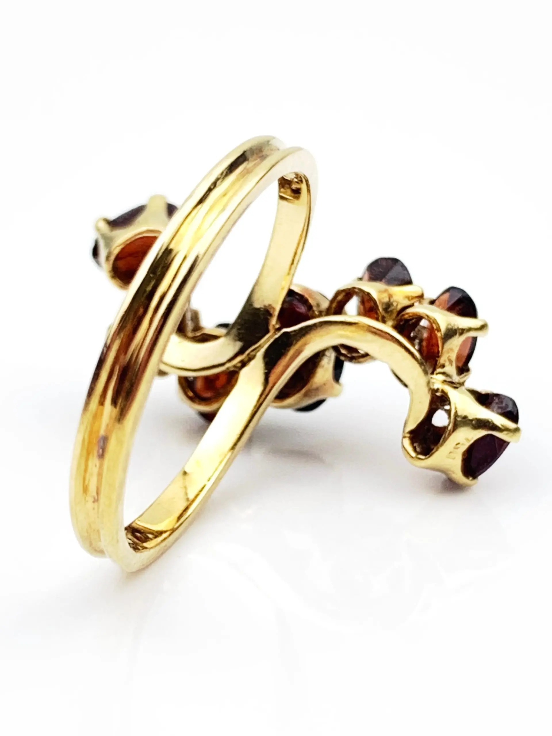 Bespoke 18ct Gold Garnet Ring - Image 4