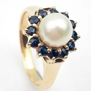 9ct Gold Sapphire & Pearl Ring