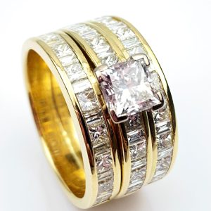 18ct Gold Diamond Engagement Ring & Wedding Set - 2.20cts