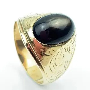 Vintage 18ct Gold Star Sapphire Signet Ring