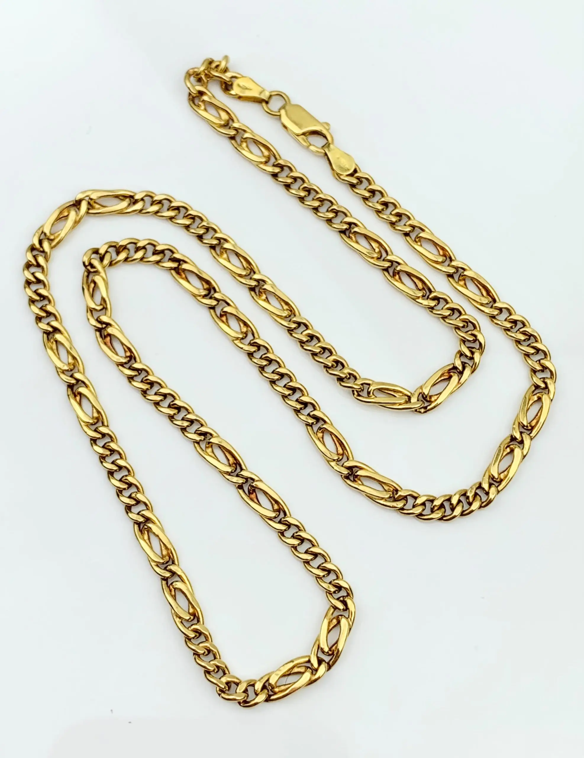 18ct Gold Chain Figaro Link Necklace - Image 3