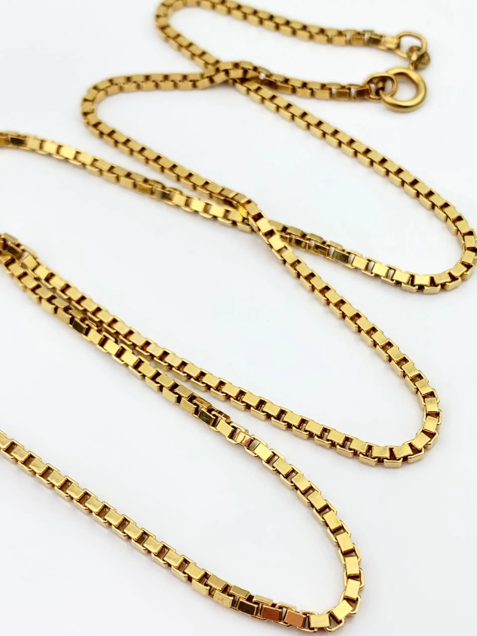 18ct Gold Chain Box Link Necklace