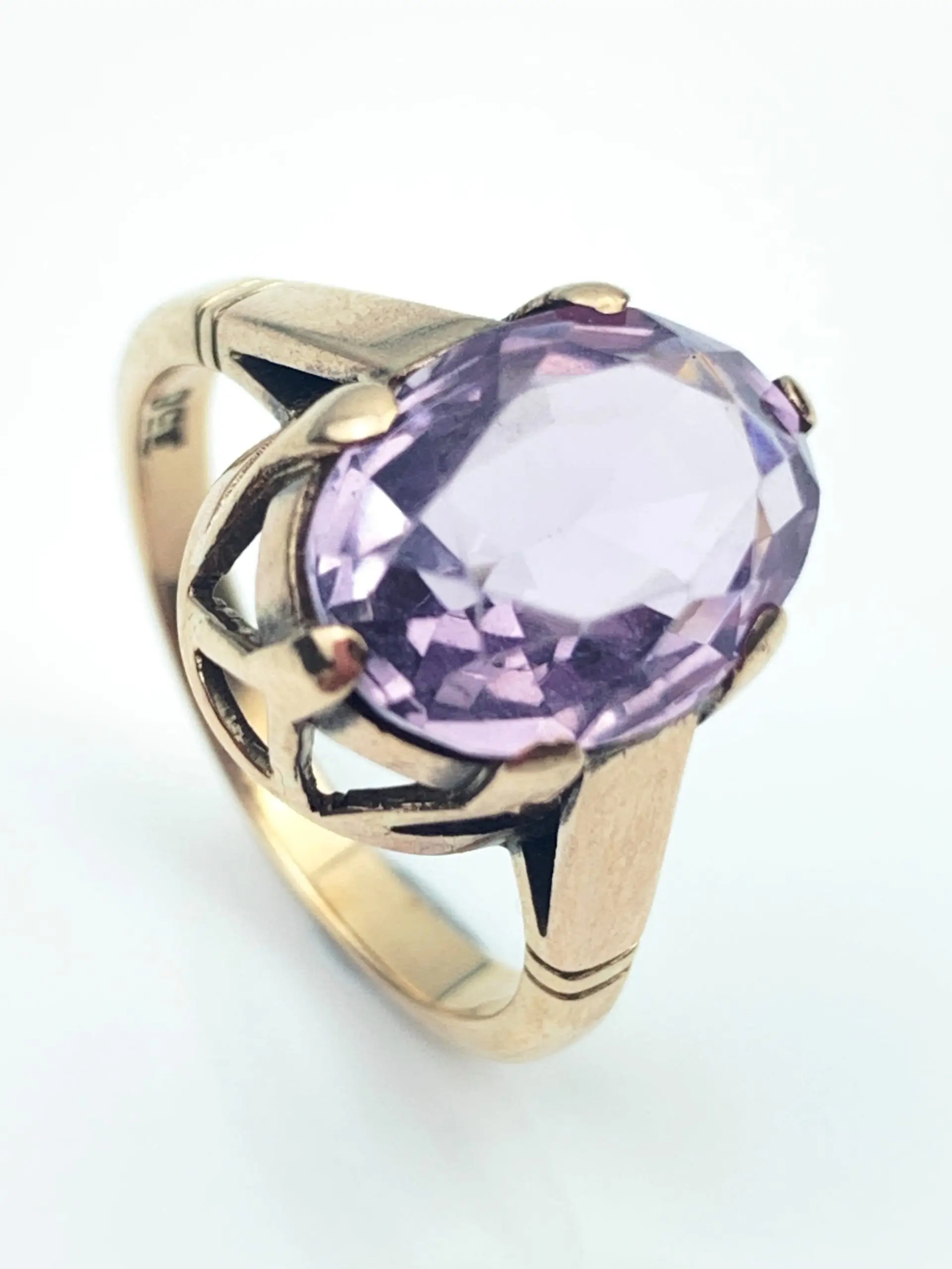 Vintage 9ct Gold Amethyst Ring