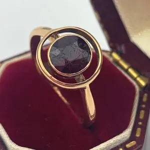 15ct Gold Garnet Antique Ring