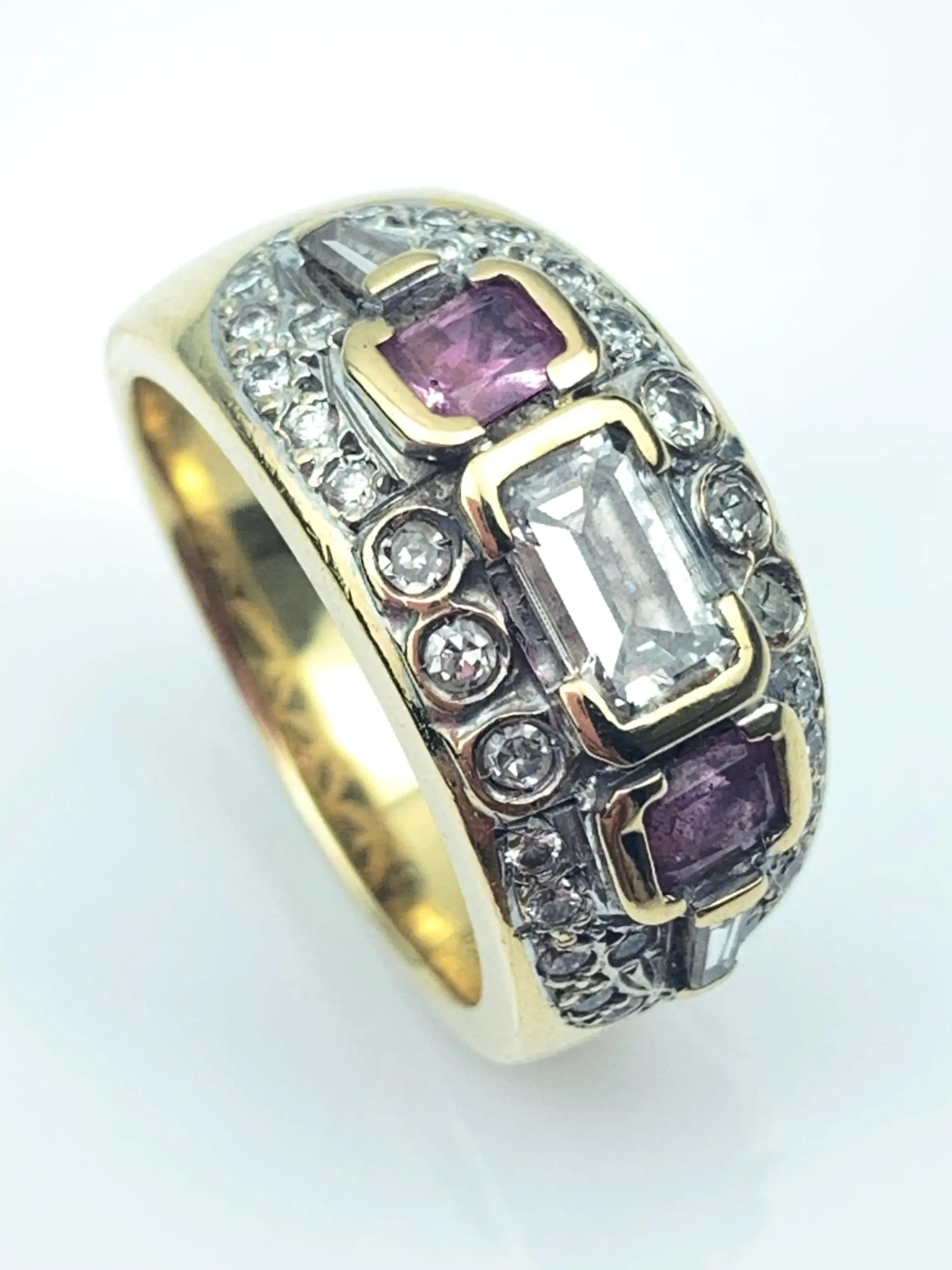 18ct Gold Diamond & Pink Sapphire Ring