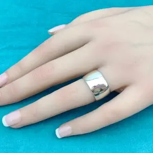 9ct White Gold Ring Cigar Band