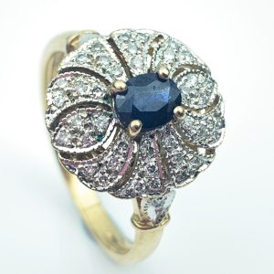 9ct Gold Diamond & Sapphire Ring