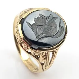 Vintage/Antique 9ct Gold Signet Ring - Hematite Centurion