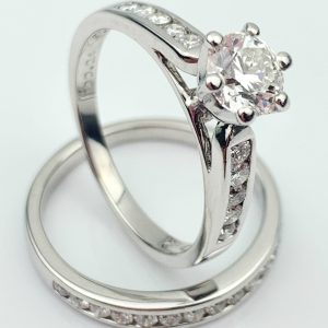18ct Gold Diamond Engagement Ring Wedding Bridal Set