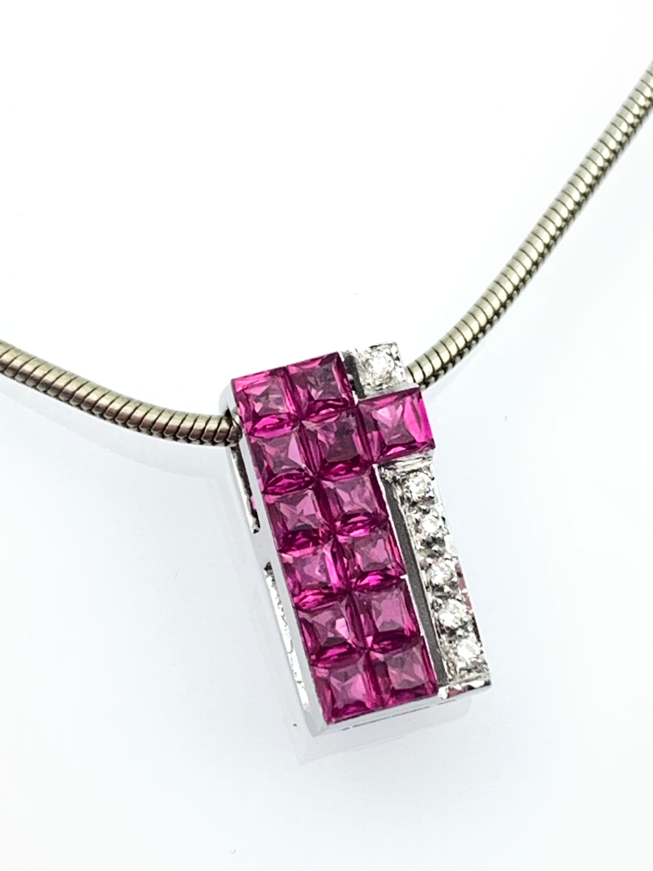 18ct Gold Diamond & Ruby Pendant