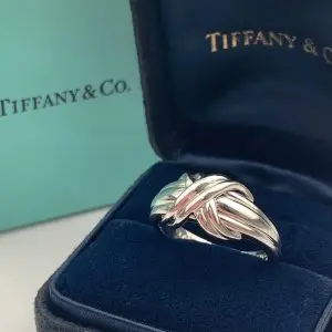 Tiffany & Co. 18ct Gold Signature X Kiss Ring