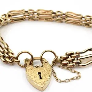 9ct Gold Gate Link Bracelet & Heart Padlock