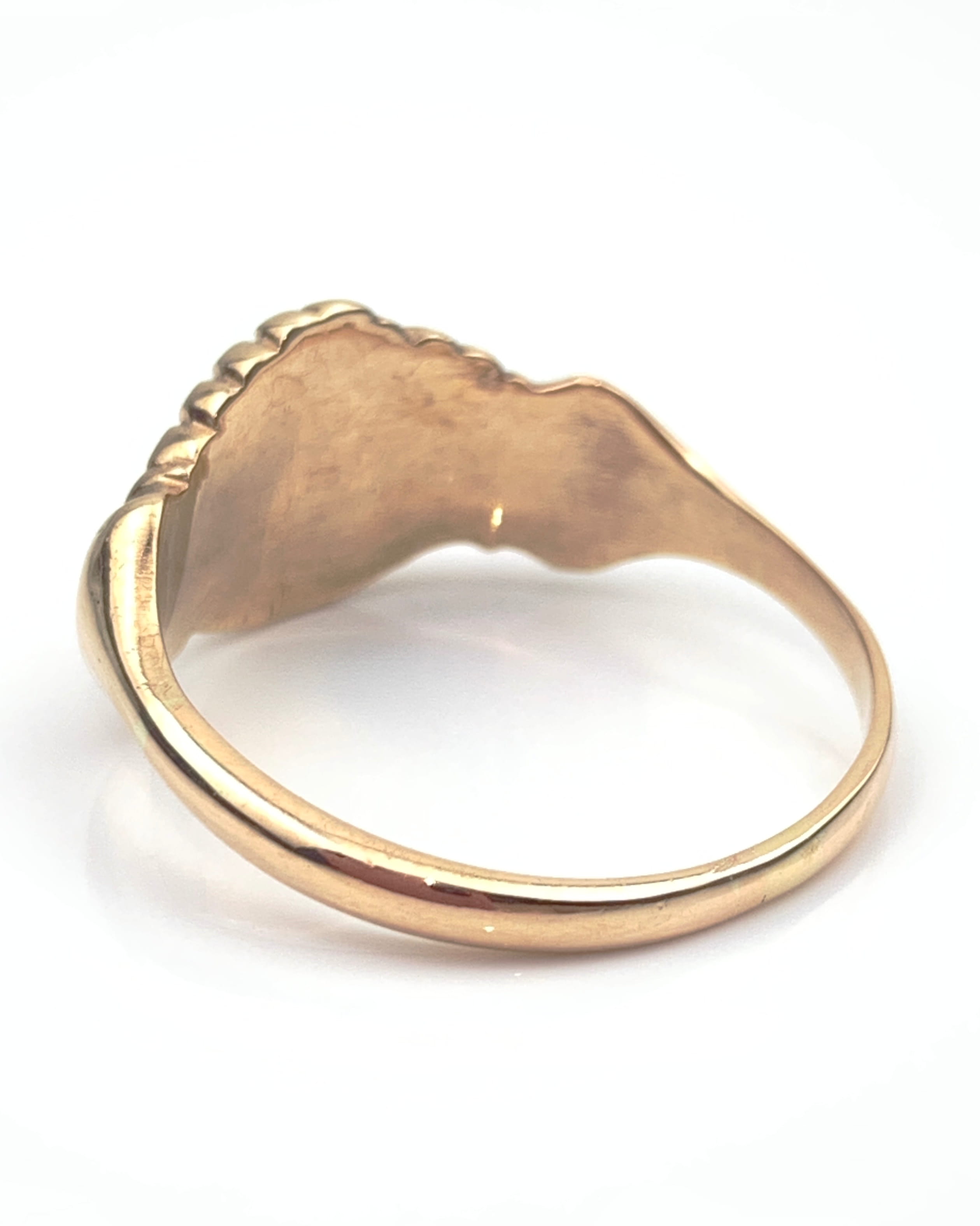 9ct Gold Fede Ring - Love Ring - Image 3