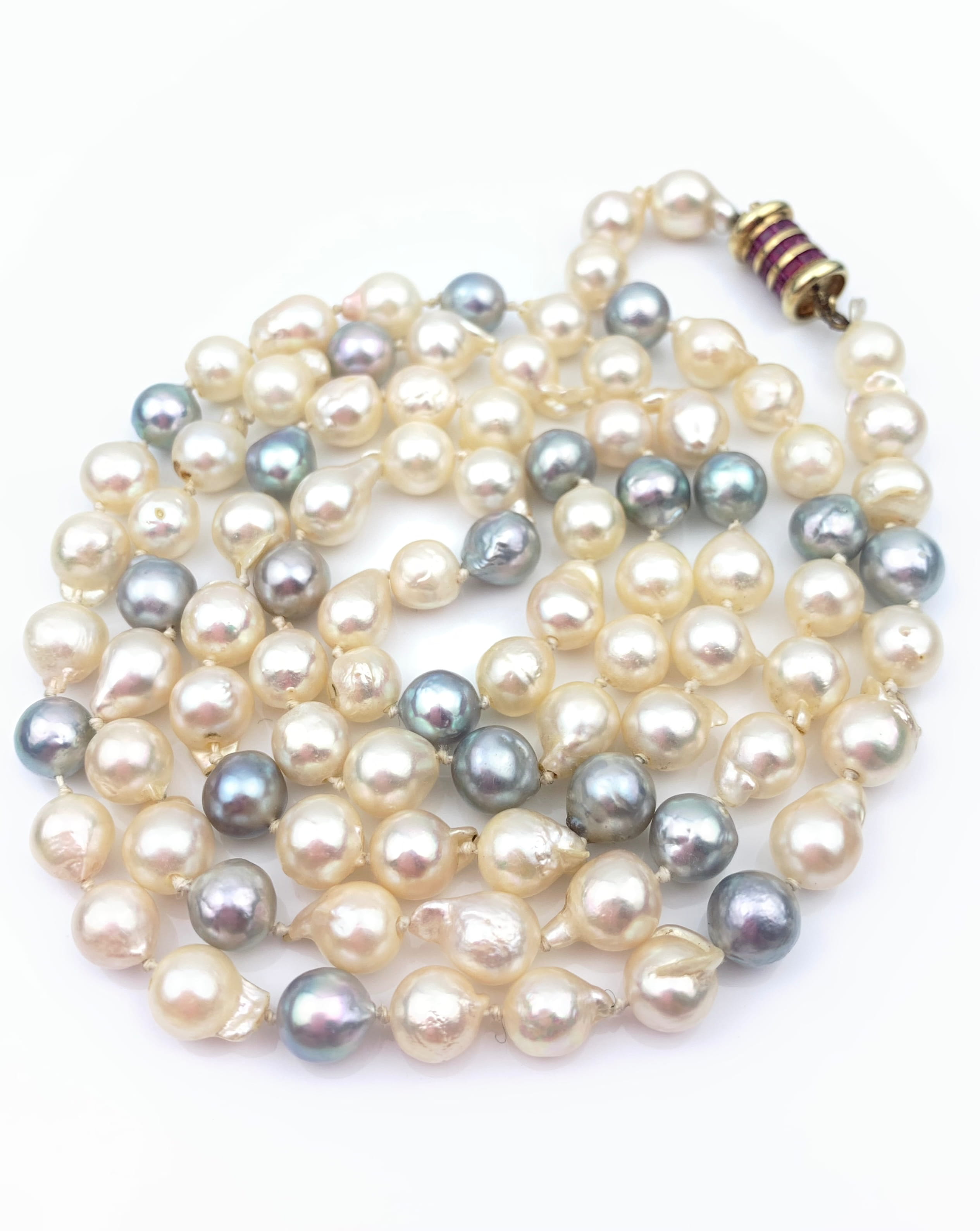 Baroque Akoya Pearl Necklace with 14ct Gold Ruby Clasp - Image 3