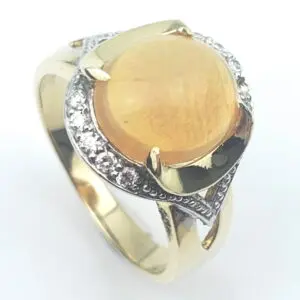 18ct Gold Diamond & Fire Opal Ring