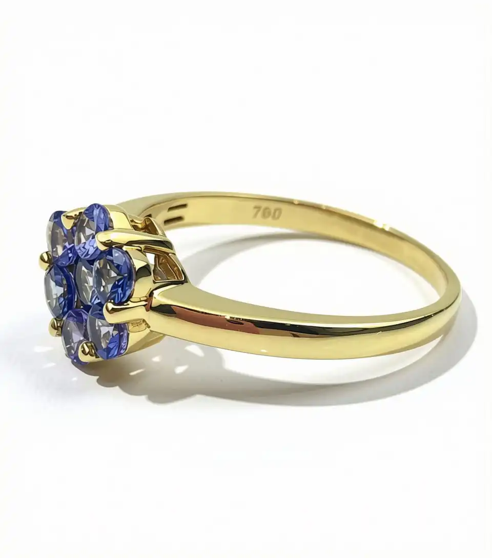 18ct Gold Tanzanite Ring - Image 3