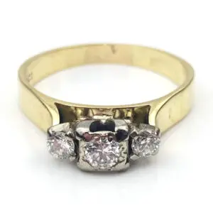 18ct Gold Trilogy Diamond Ring