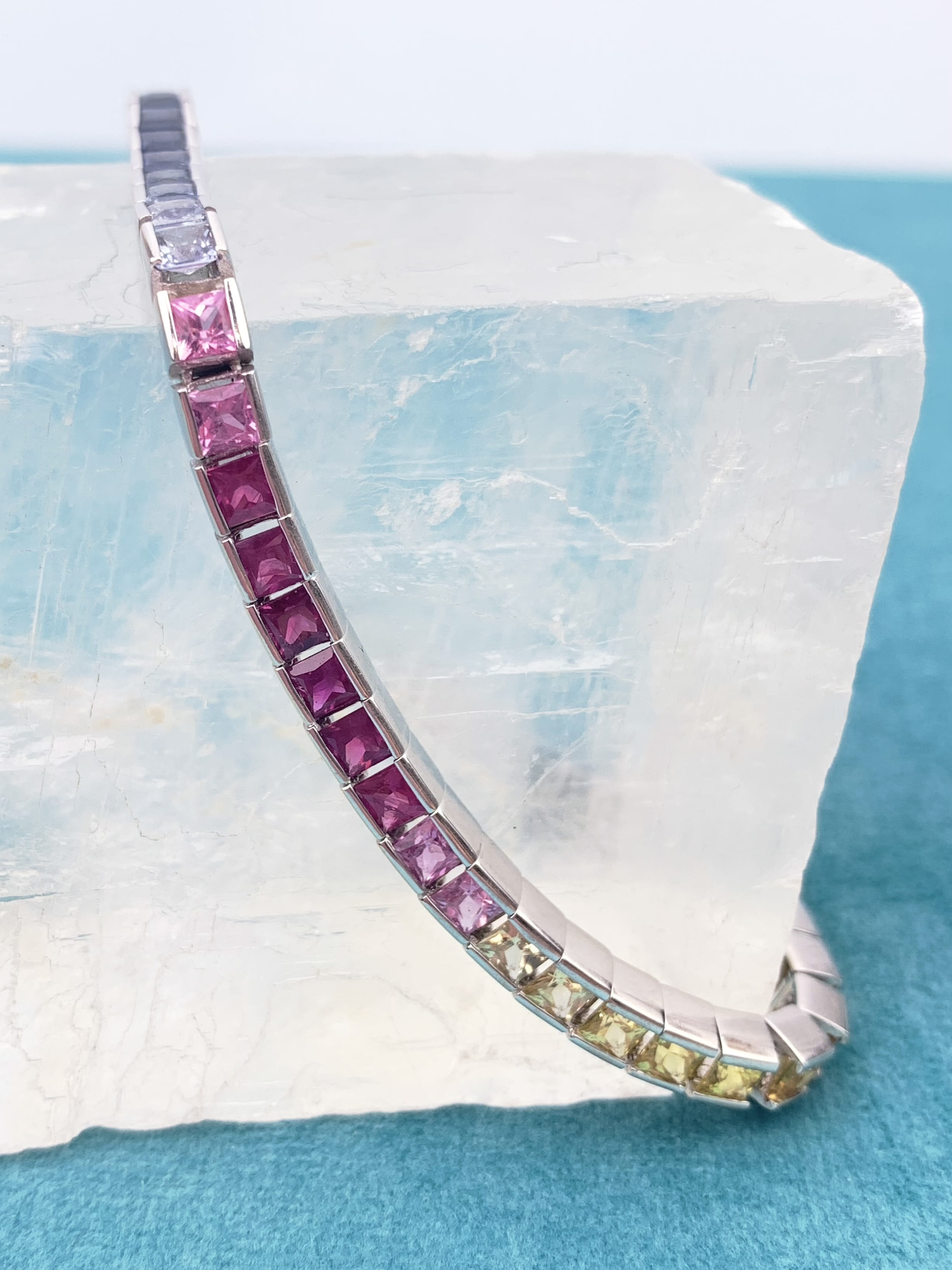 18ct Gold Rainbow Sapphire Tennis Bracelet - Image 3